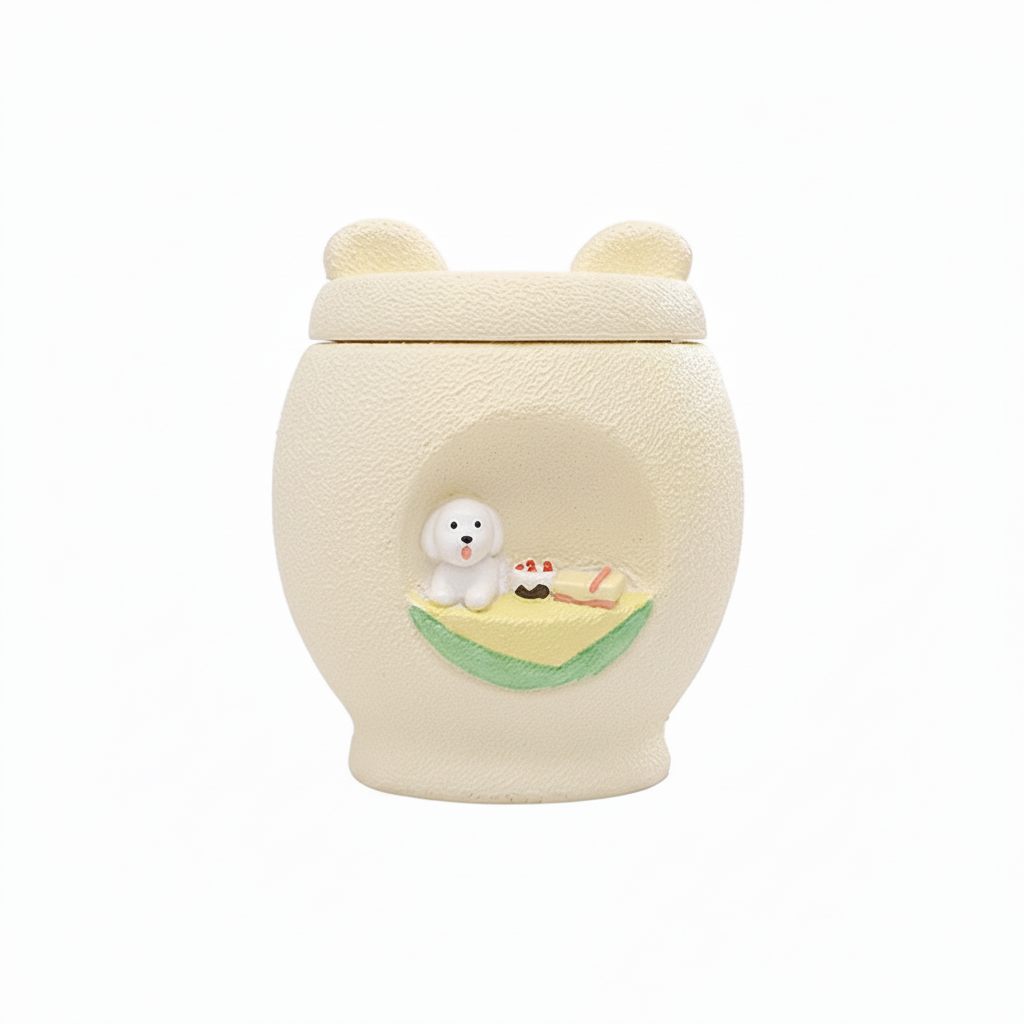 Bear Urn White BG